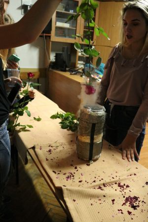 MNN 2018_129